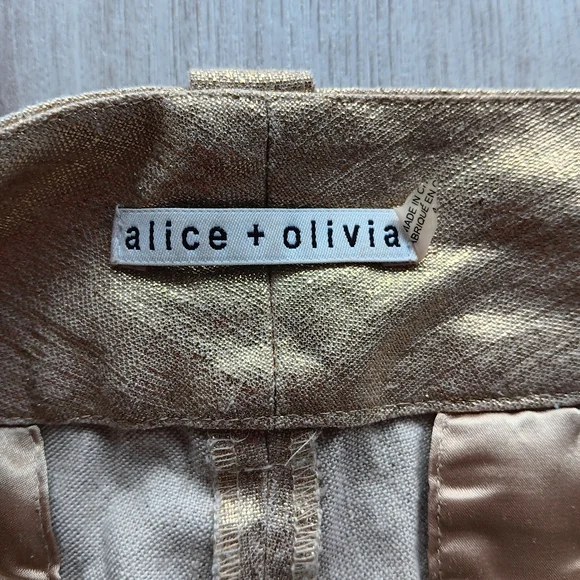 Alice + Olivia Linen Cotton Metallic Gold Shimmer Mini Shorts Size 8 Medium Women